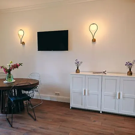 Domaine De L'isle Maniere 10 Pers *