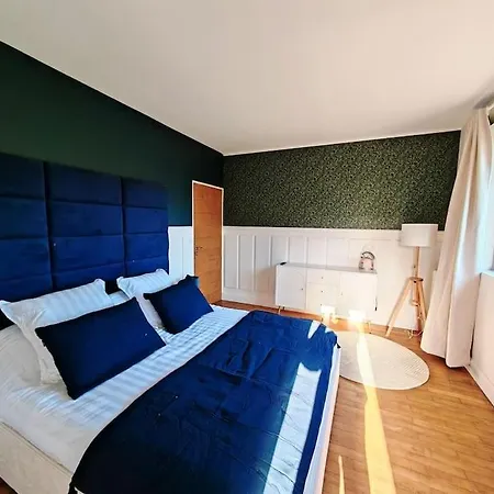 Domaine De L'isle Maniere 10 Pers *