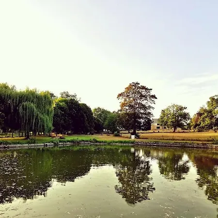 Апартаменты Domaine De L'isle Maniere 10 Pers *