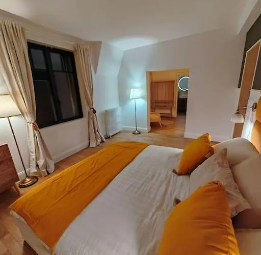 Domaine De L'îsle Manière 10 Pers * Pontaubault