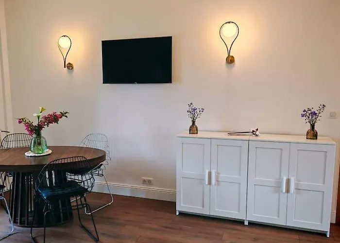 Domaine De L'îsle Manière 10 Pers *